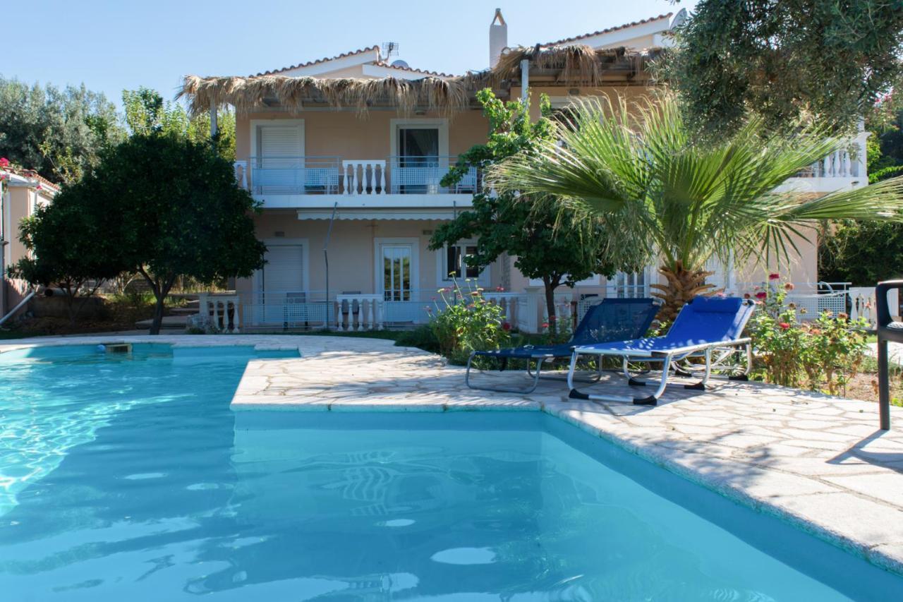 Doroufi Inn Koilas Bagian luar foto